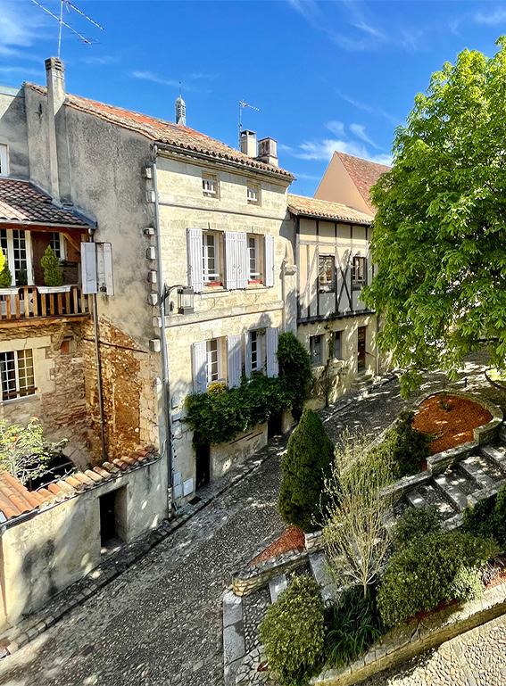 Chambre Le Colombier, Maison d'hôtes Le Colombier de Cyrano & roxane à Bergerac, 24100